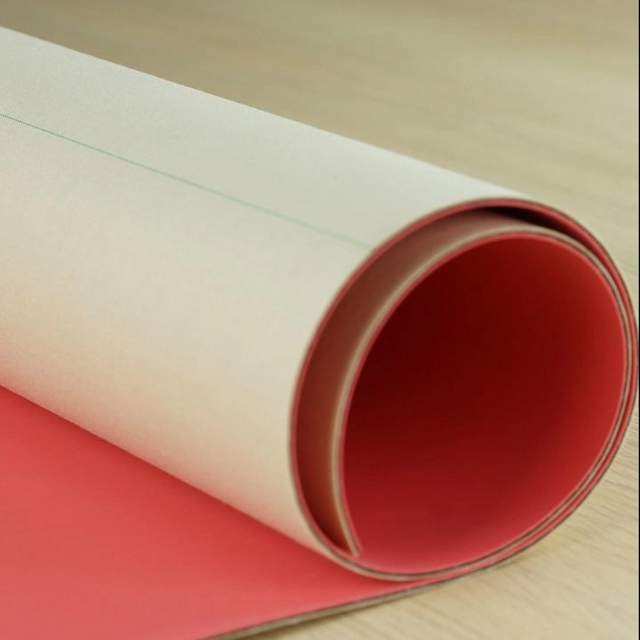 Varnishing blankets with pre-skeleton and optimal compressible layer structure